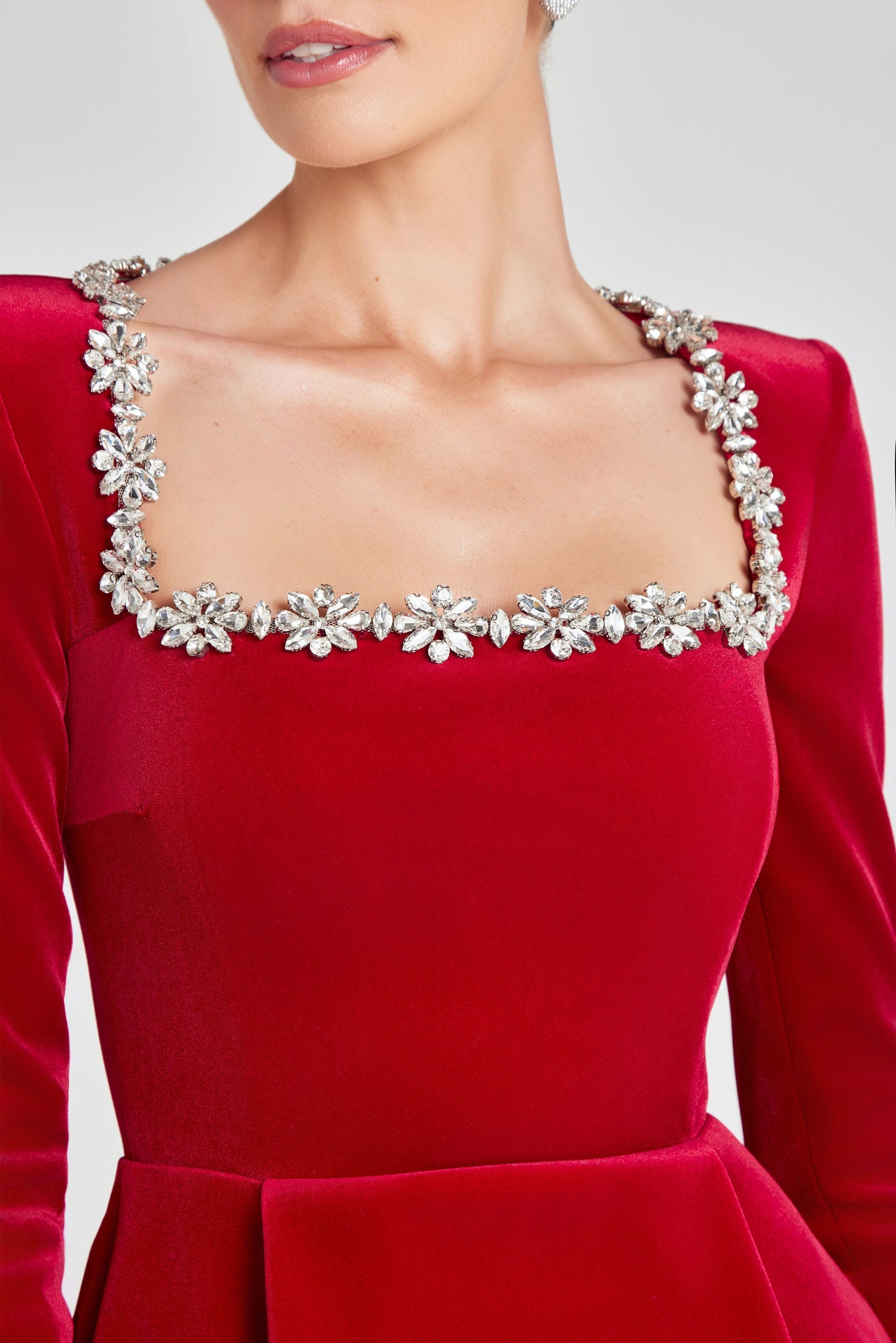 Robe Mini en Velours Élégante avec Encolure Carrée