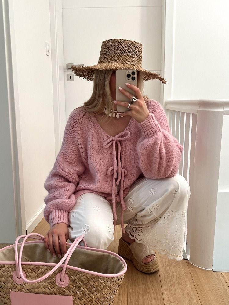 Cardigan à nœud charmant | Délice chic et douillet