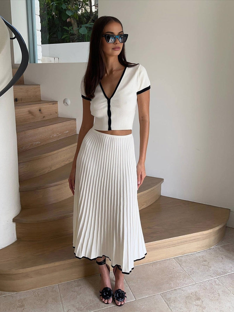 Minimalism Contrast Trim Sweater Skirt Set | Eva SOLANORDI Sets