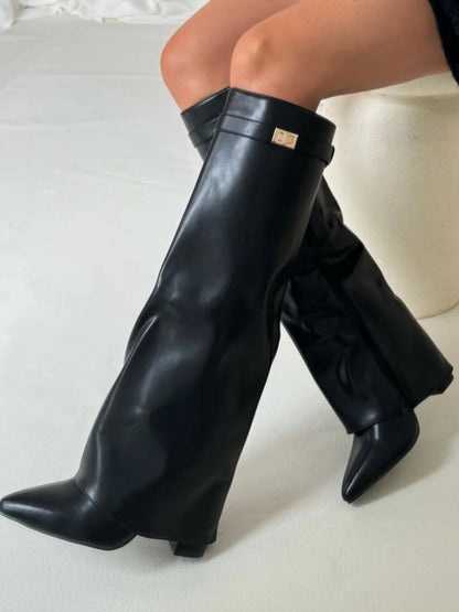 Sola SharkBoots | Bottes élégantes pour femmes en daim de haute qualité avec fermetures dorées