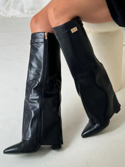 Sola SharkBoots | Bottes élégantes pour femmes en daim de haute qualité avec fermetures dorées