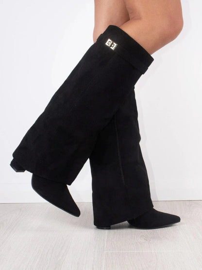 Sola SharkBoots | Bottes élégantes pour femmes en daim de haute qualité avec fermetures dorées